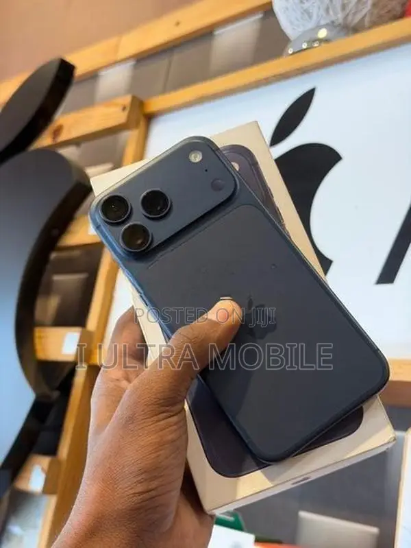 Apple iPhone 17 Pro Max (Used)