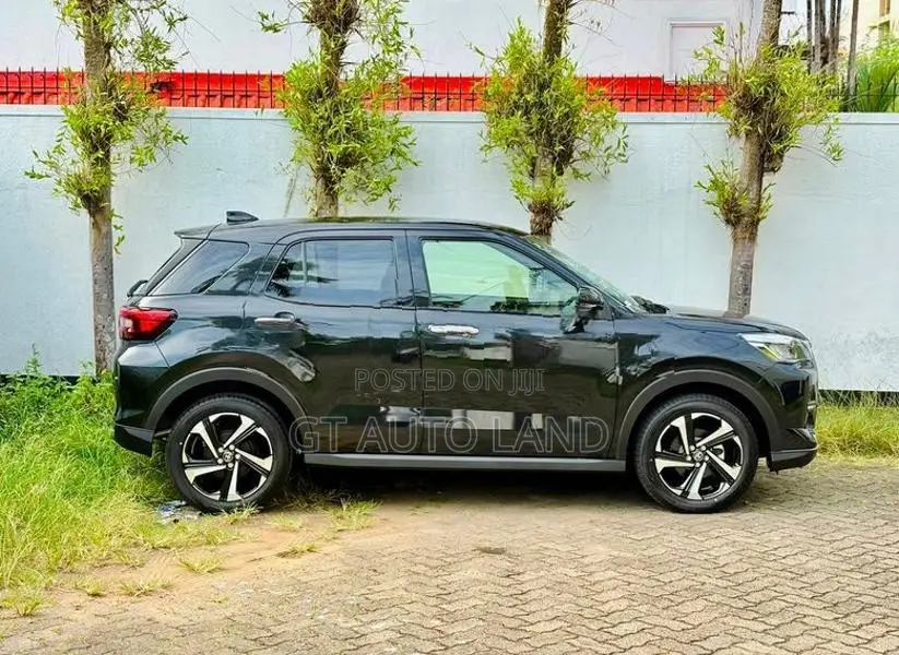Toyota Raize Z Hybrid BSM 4 Way 2026