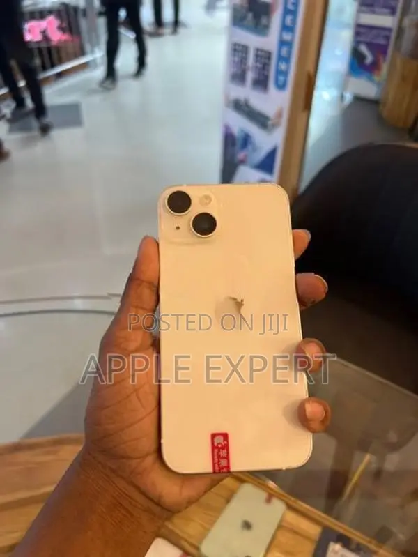 Apple iPhone 14 (Used)