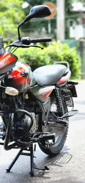 Bajaj Discover 2012