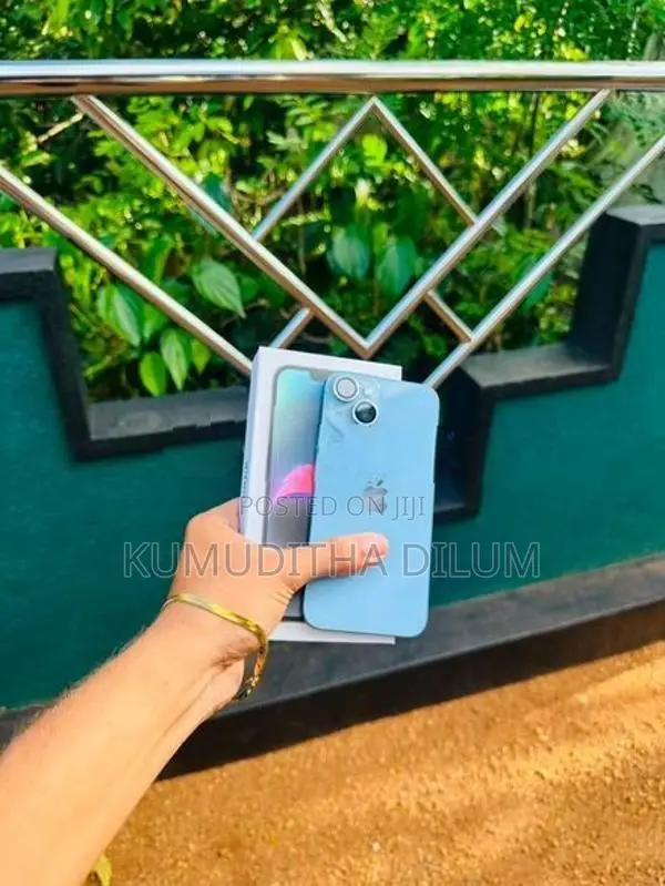 Apple iPhone 14 (Used)