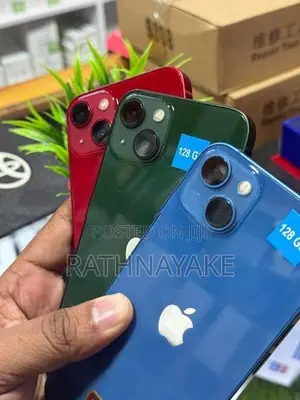 Apple iPhone 13 (Used)