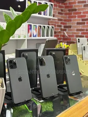 Apple iPhone 11 Pro 512GB (Used)