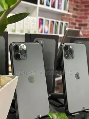Apple iPhone 11 Pro 512GB (Used)