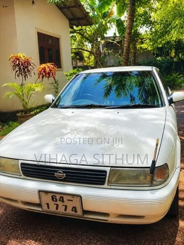 Nissan Sunny 1992