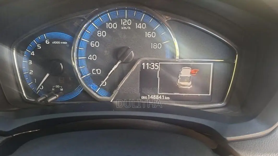 Toyota Axio 2017