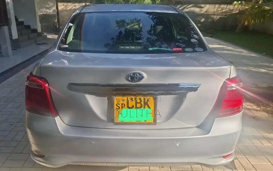 Toyota Axio 2017