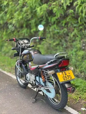 Bajaj CT100 2006