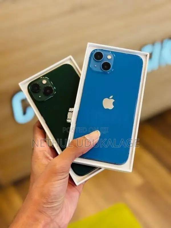 Apple iPhone 13 128GB (Used)
