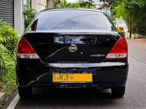 Nissan Sunny N17 Super Saloon 2010