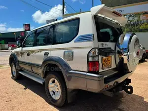 Toyota Land Cruiser Prado 95 TX Manual 4WD 3L 1998