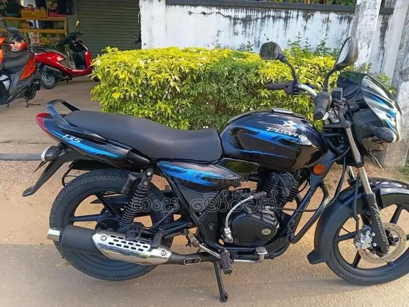Bajaj Discover 2010