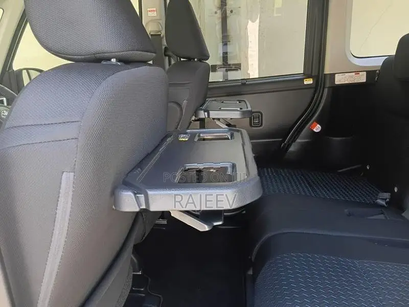 Toyota Roomy Custom G 2023