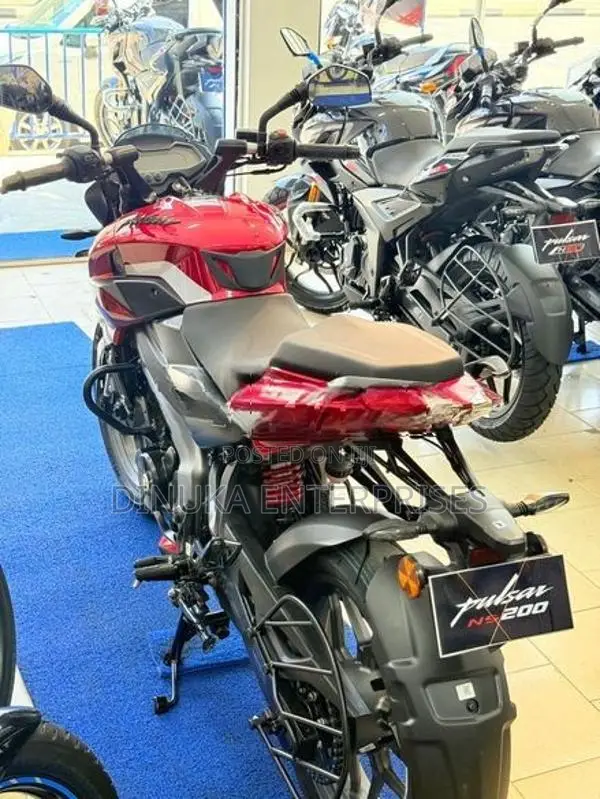 Bajaj Pulsar NS200 NS 2026