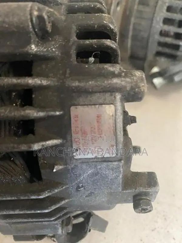 Nissan Caravan QD32 Alternator