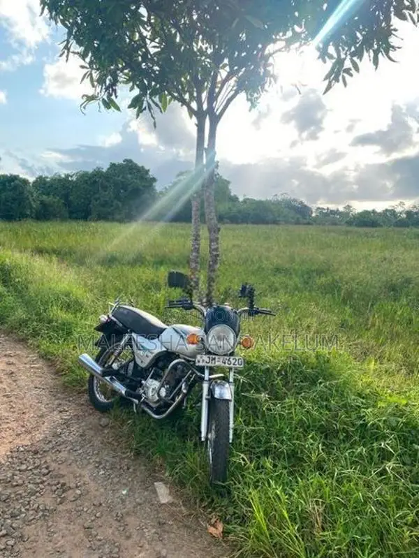 Bajaj Boxer 2004