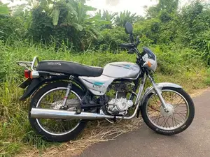 Bajaj Boxer 2004