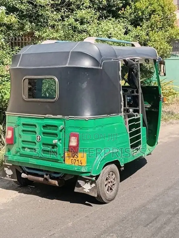 Bajaj RE 2008