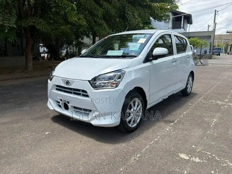 Daihatsu Mira G Grade 2025