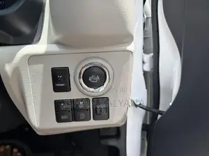 Daihatsu Mira G Grade 2025