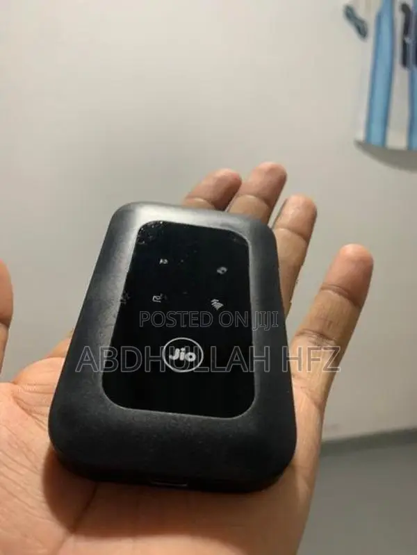 JioFi LTE-Advanced Mobile Hotspot Router