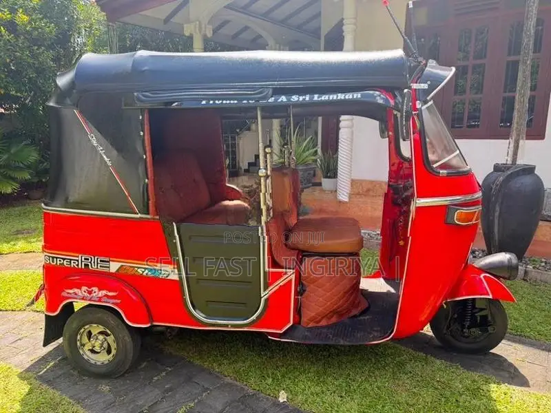 Bajaj RE Three Wheeler 2009