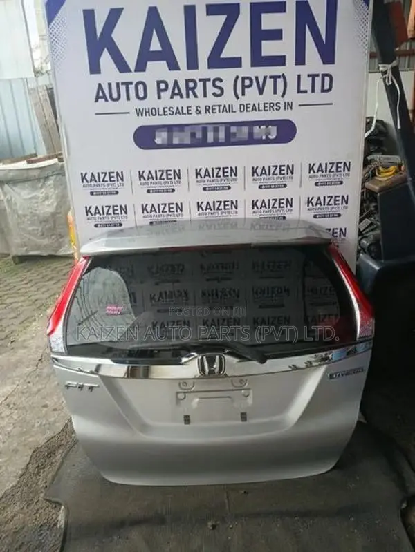 Honda Fit GP5 Complete Dicky Door