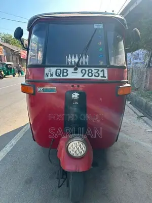 Bajaj RE 2005