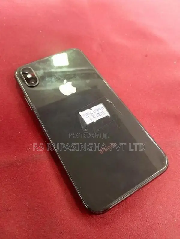 Apple iPhone X (Used)