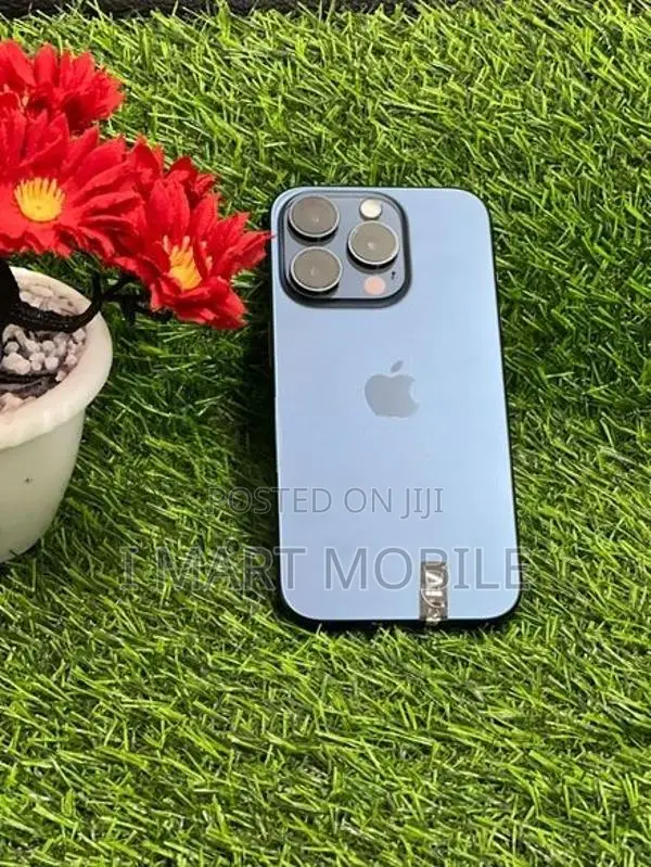 Apple iPhone 15 Pro 256GB (Used)