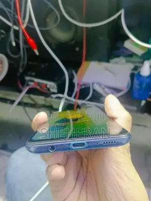 Samsung Galaxy A30 (Used)