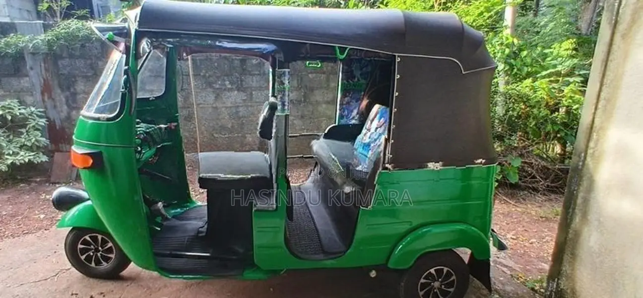 Bajaj RE 2003