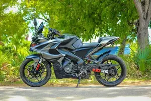 Bajaj Pulsar RS200 2019