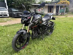 Bajaj Pulsar N160 2025