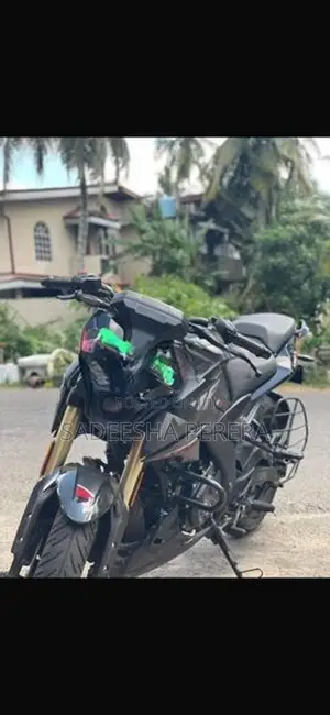 Bajaj Pulsar N160 2025