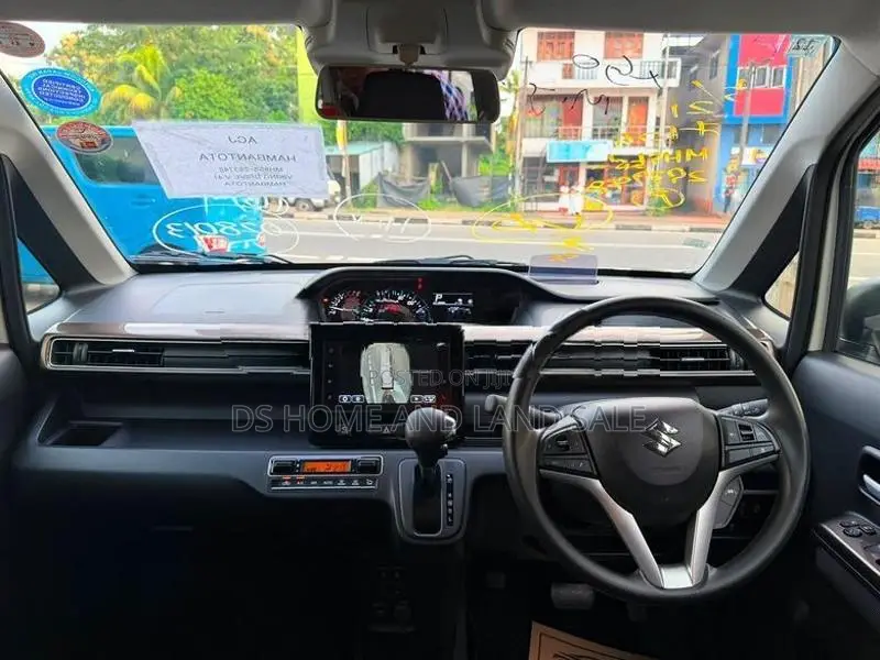 Suzuki Wagon R ZX Custom Z 2025