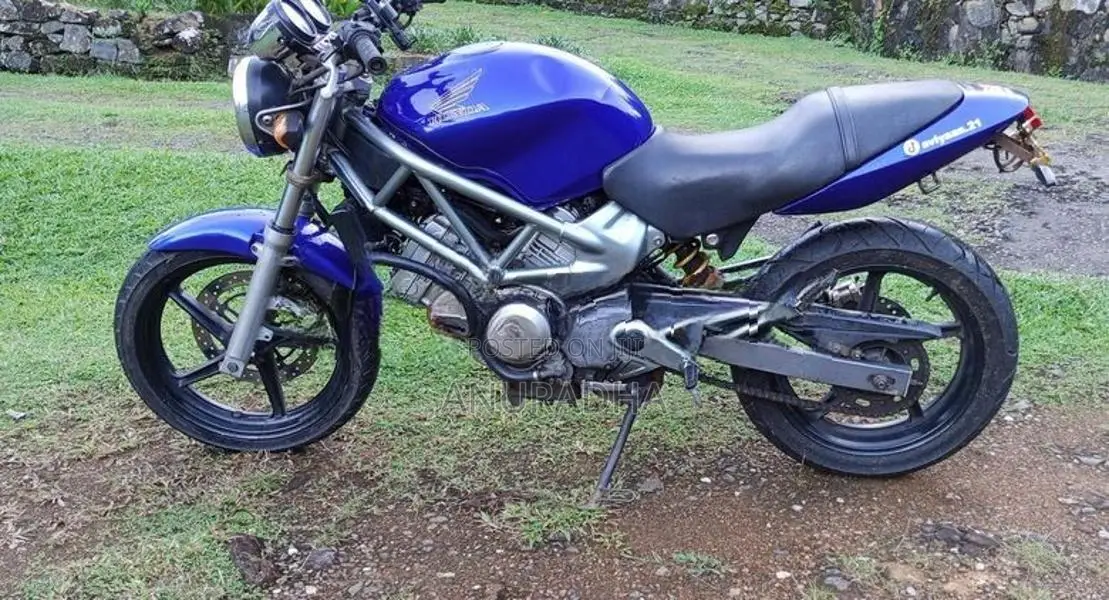 Honda VTR 250 2010