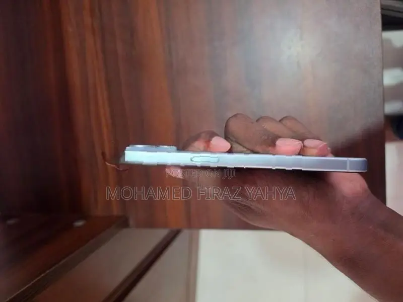 Apple iPhone 15 (Used)