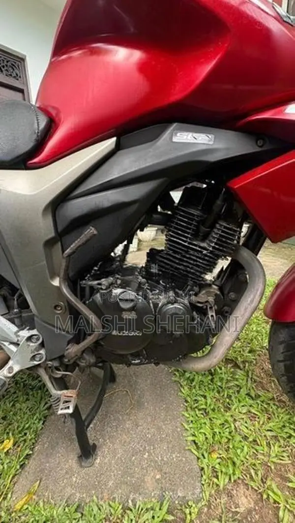 Suzuki Gixxer 2015