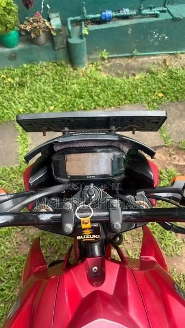 Suzuki Gixxer 2015