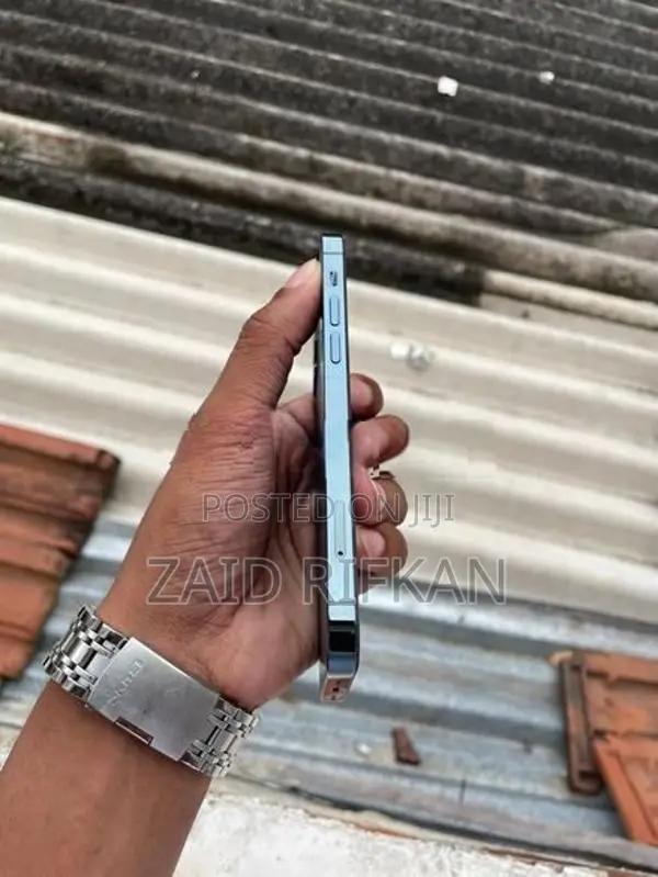 Apple iPhone 12 Pro Blue (Used)
