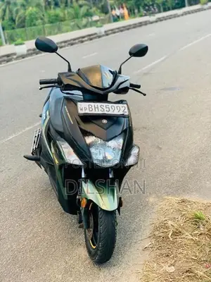 Yamaha RayZR 2019
