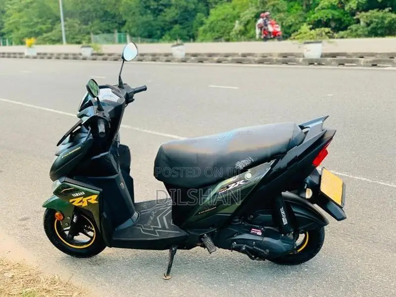 Yamaha RayZR 2019