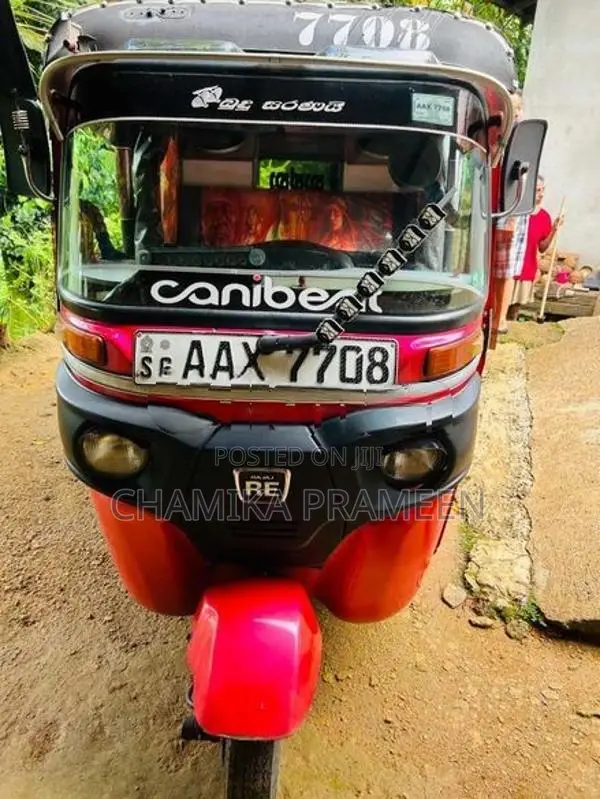 Bajaj RE 2015