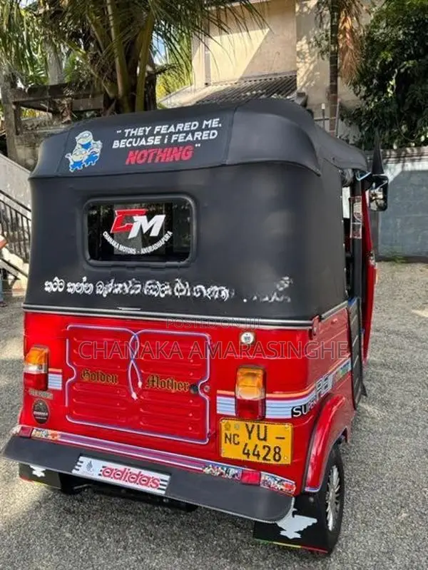 Bajaj RE 2011