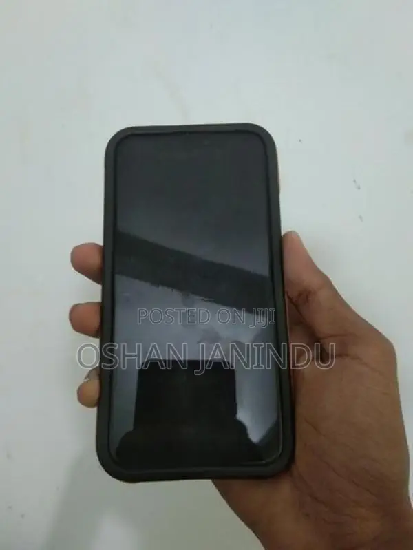 Apple iPhone 11 Pro (Used)