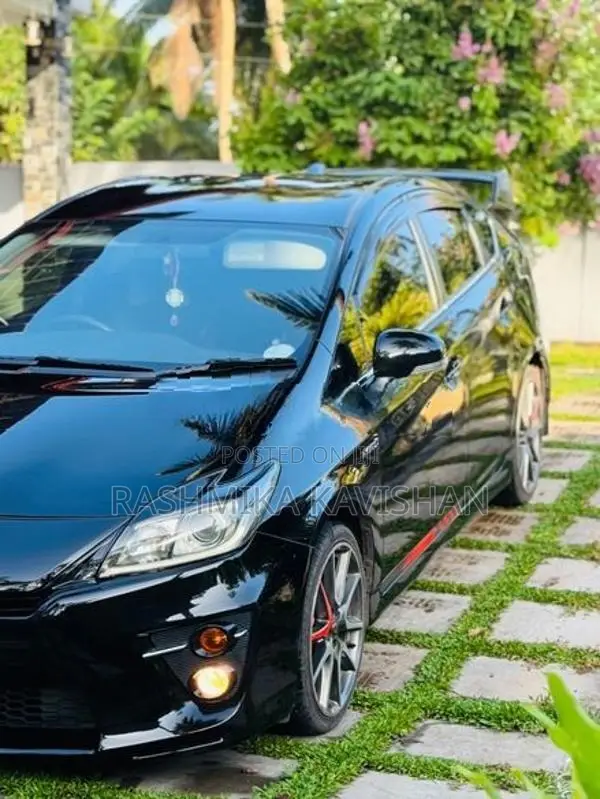 Toyota Prius 2012