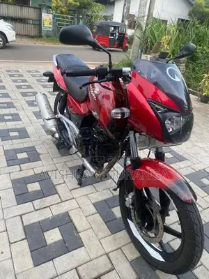 Bajaj Pulsar 180 2011
