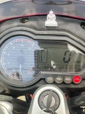 Bajaj Pulsar 180 2011