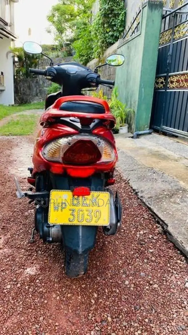 TVS Wego 110 2016